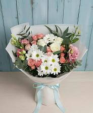 Букет цветов из:  Розы, Лизиантусы и Хризантемы в Казинке Ставропольский край
