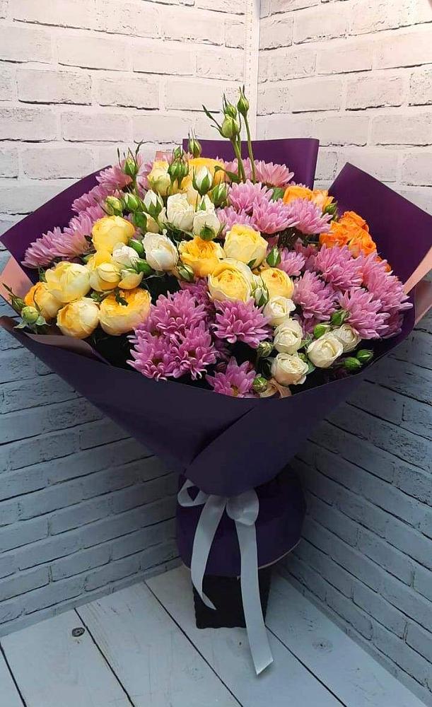 Букет цветов из: Хризантемы и Розы в Казинке Ставропольский край