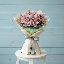 Букет цветов из:  Орхидеи и Розы #REPLACE_PRED# Казинке Ставропольский край