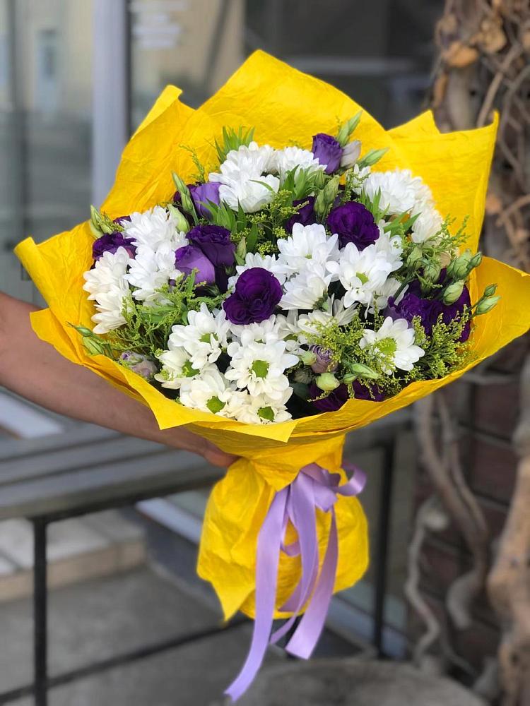 Букет цветов из: Ирисы, Хризантемы и Ромашки в Казинке Ставропольский край