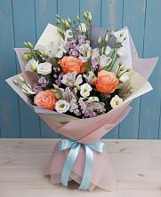 Букет цветов из:  Лизиантусы, Розы, Альстромерии и Гипсофила в Казинке Ставропольский край