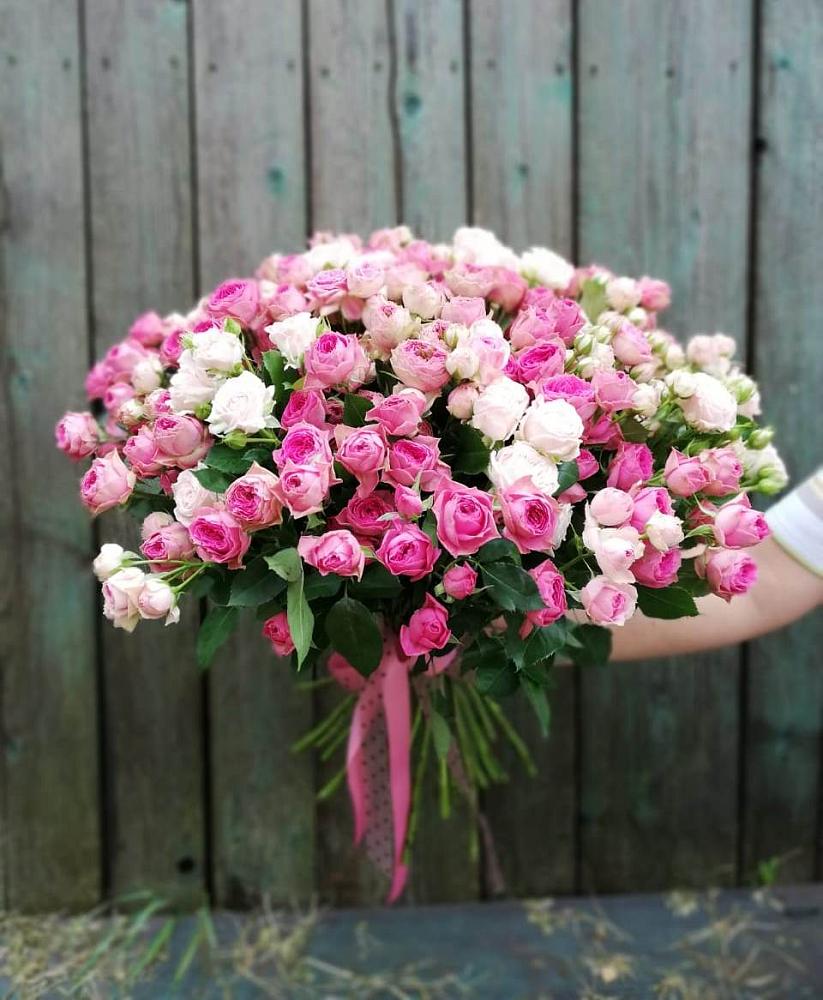 Букет Розовые кустовые розы Натали и Лав Лидия в Казинке Ставропольский край