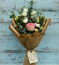 Букет цветов из:  Розы и Лизиантусы в Казинке Ставропольский край