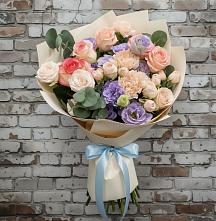 Букет цветов из:  Розы, Лизиантусы и Гвоздики #REPLACE_PRED# Казинке Ставропольский край